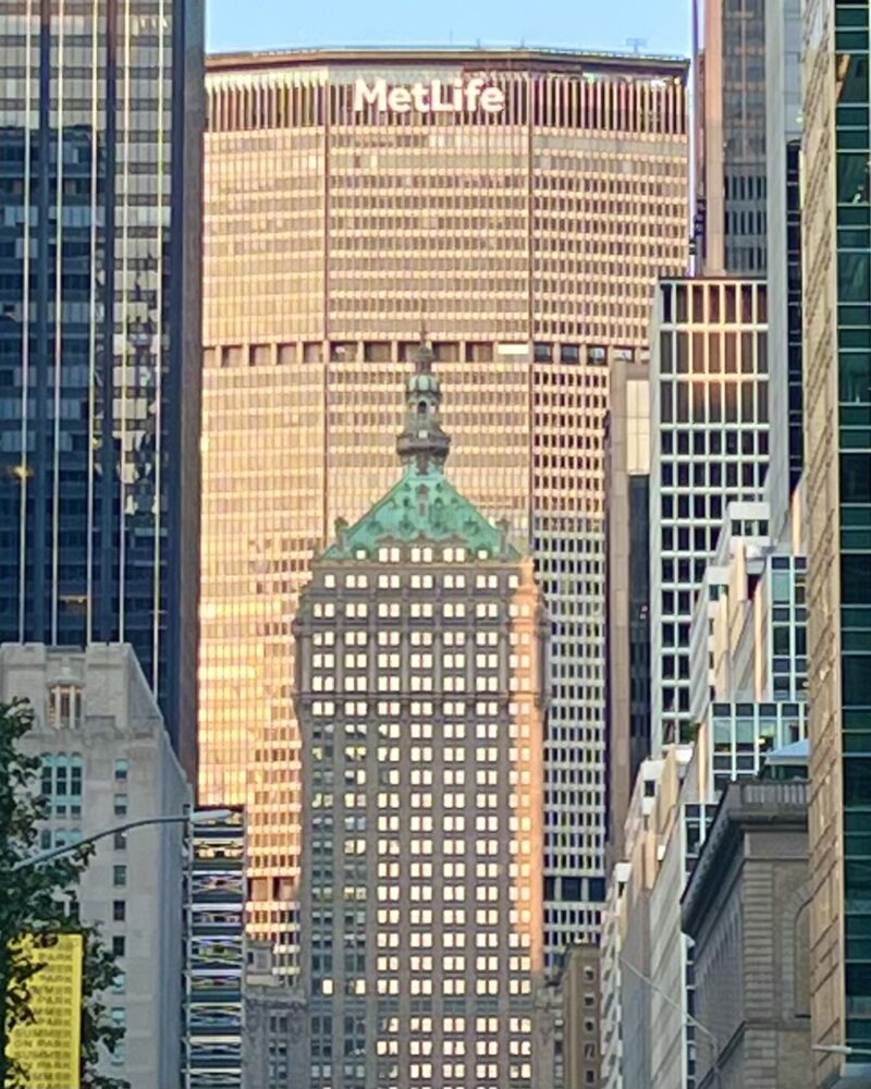 Iconic Helmsley Building NYC – $670 Million Loan for Sale